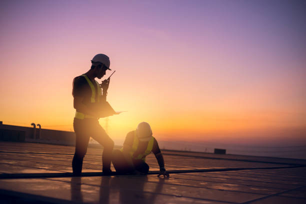 Best Local Roofing Companies  in Ishpeng, MI